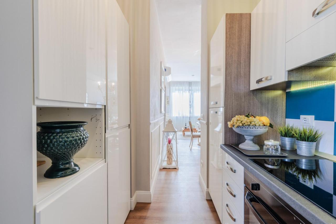 "Libeccio Apartment" Con Garage Privato Lido di Camaiore Exterior photo